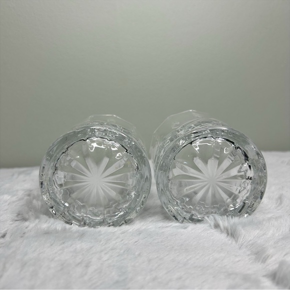 Double Old Fashioned Textured Whiskey Shot Glasses Set Pair of 2 | 6 oz Tumblers - Picture 4 of 7